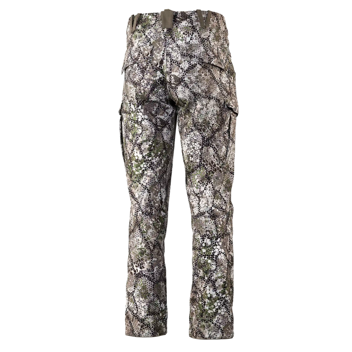 Badlands camo hunting pants, featuring Approach pattern and skull logo for outdoor concealment and brand identification.